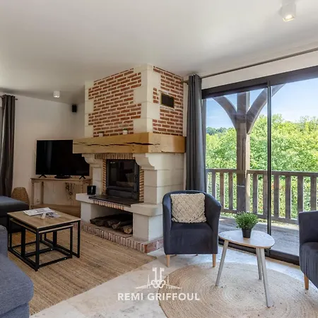 Vila Eva Stunning With Garden Sleeps 10 Honfleur