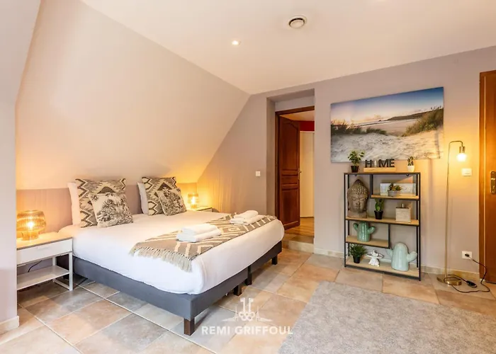 Vila Eva Stunning With Garden Sleeps 10 *