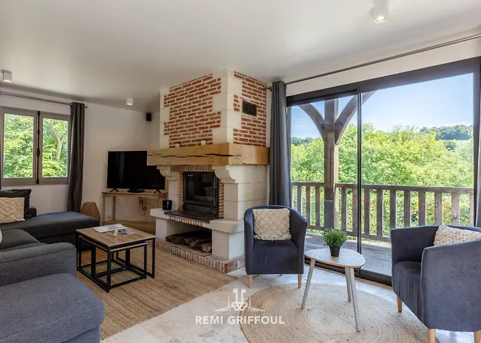 Vila Eva Stunning With Garden Sleeps 10 Honfleur