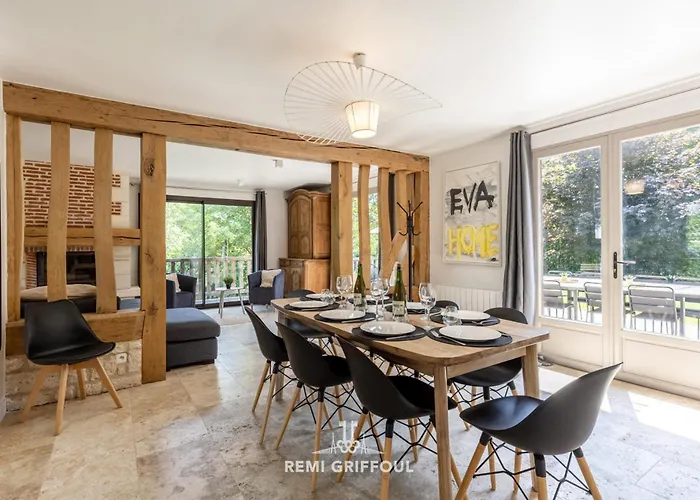 Eva Stunning With Garden Sleeps 10 Honfleur