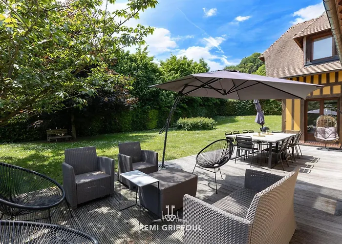 Eva Stunning With Garden Sleeps 10 *