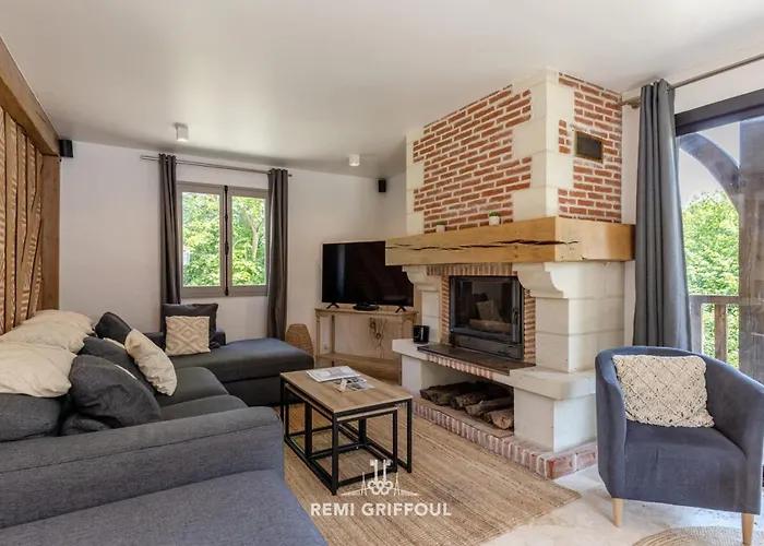 Eva Stunning With Garden Sleeps 10 Villa Honfleur